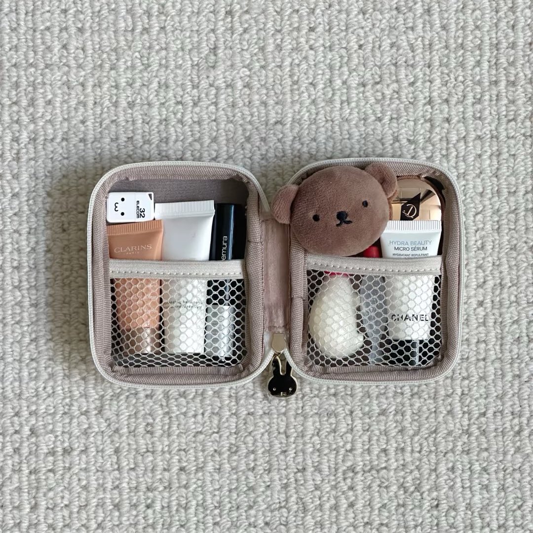 964billion's tweet photo. tiny things that make life a lot easier🪸 https://t.co/i80jpFfevy