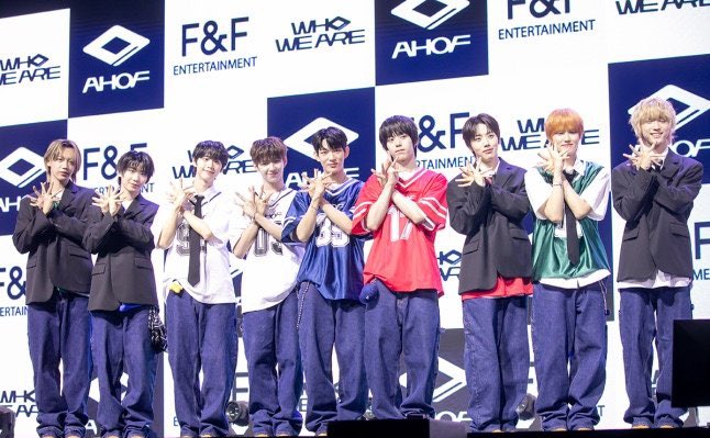 juu1jl's tweet photo. 𝘿𝙞𝙙 𝙮𝙤𝙪 𝙠𝙣𝙤𝙬??

🛑AHOF DEBUT - July 1 (Tuesday)
🛑RENDEZVOUS 1st Win (The Show) - July 8 (Tuesday)
��� AHOF 1st Comeback - Nov. 4 (Tuesday)
🛑PINOCCHIO 1st Win (The Show) - Nov. 11 (Tuesday)

𝙏𝙝𝙚𝙧𝙚’𝙨 𝙨𝙤𝙢𝙚𝙩𝙝𝙞𝙣𝙜 𝙖𝙗𝙤𝙪𝙩 𝙏𝙪𝙚𝙨𝙙𝙖𝙮 https://t.co/jqE9sowjOa
