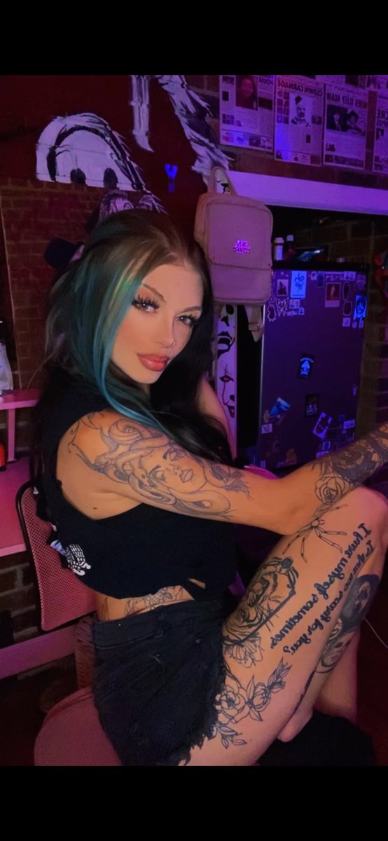 lexcason0's tweet photo. 😘 https://t.co/ZhWgyD6gQs