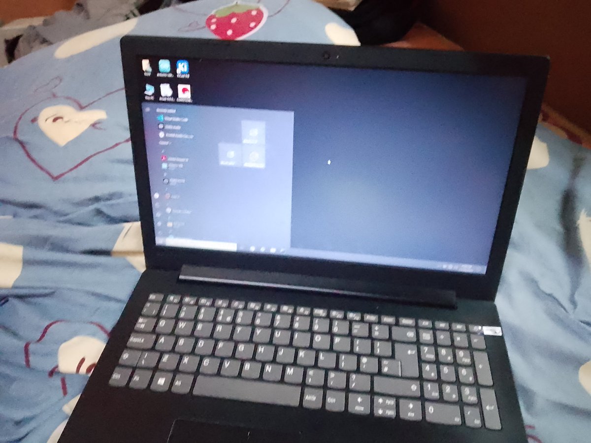 Marvel_14_code's tweet image. F*ck it, am switching to Linux(Ubuntu specifically)