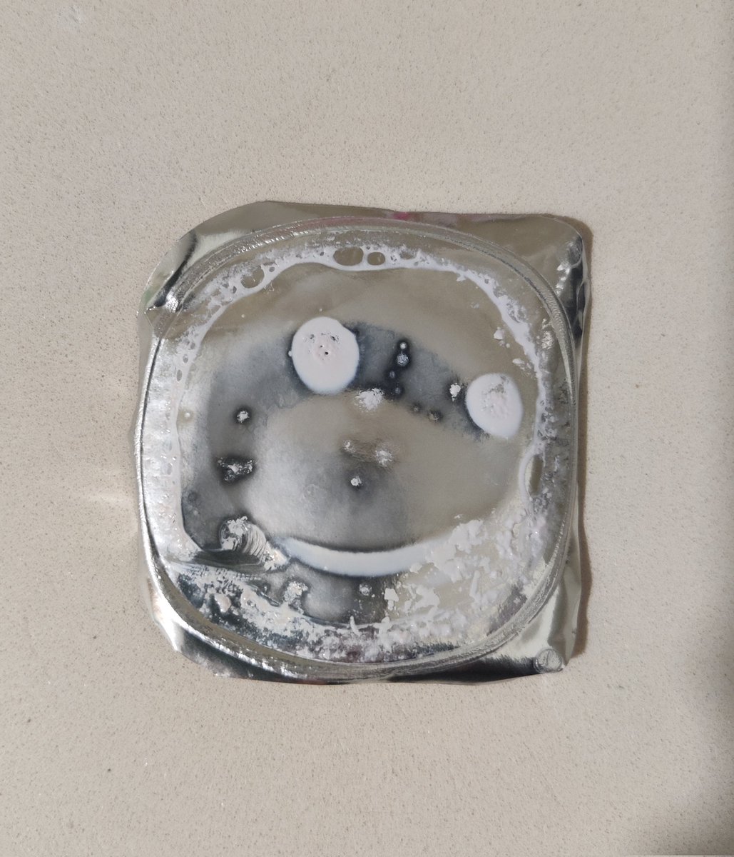 La tapa del iogurt em somriu