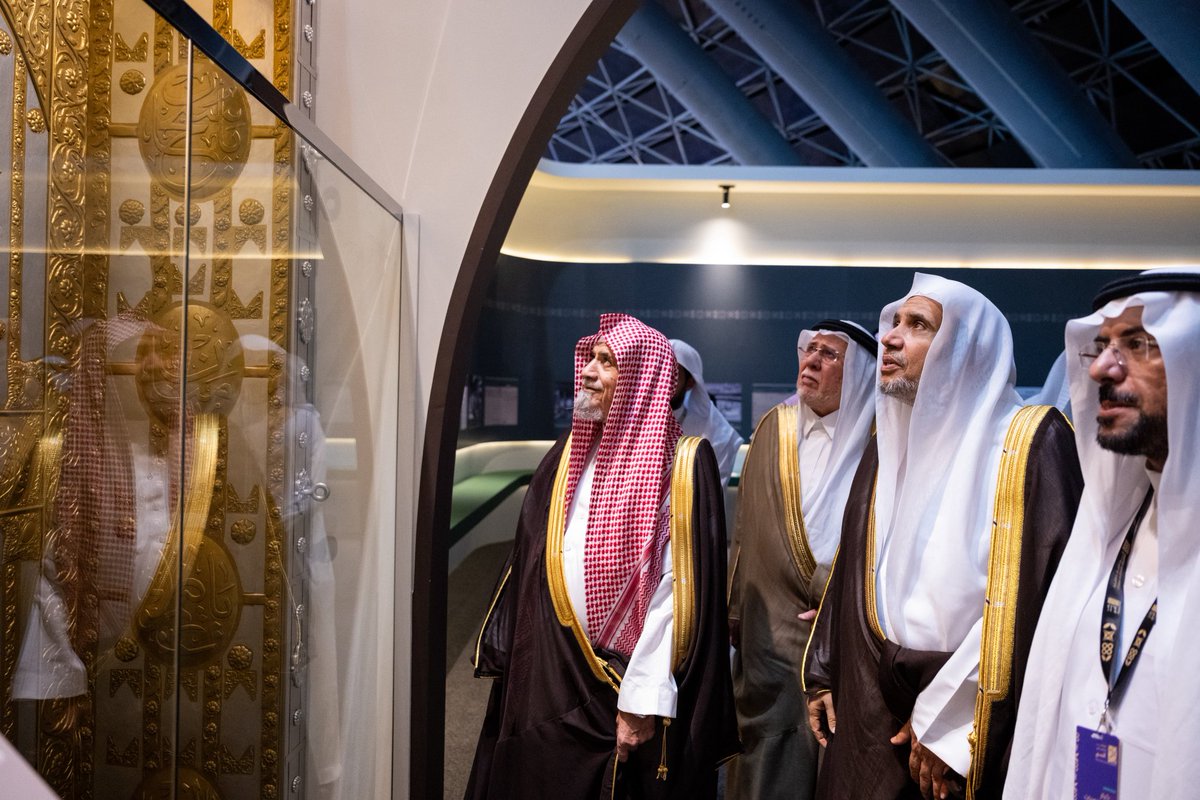 MWLOrg_en's tweet image. Scenes from the visit of H.E. Sheikh Dr. #MohammedAlissa @MhmdAlissa, Secretary-General of the Muslim World League (MWL), Chairman of the Organization of Muslim Scholars, and member of the Supreme Supervisory Committee for the Hajj and Two Holy Mosques History Project, to the…