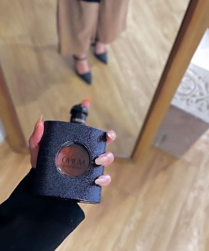 مثل الشمس بداخلي متباهي .