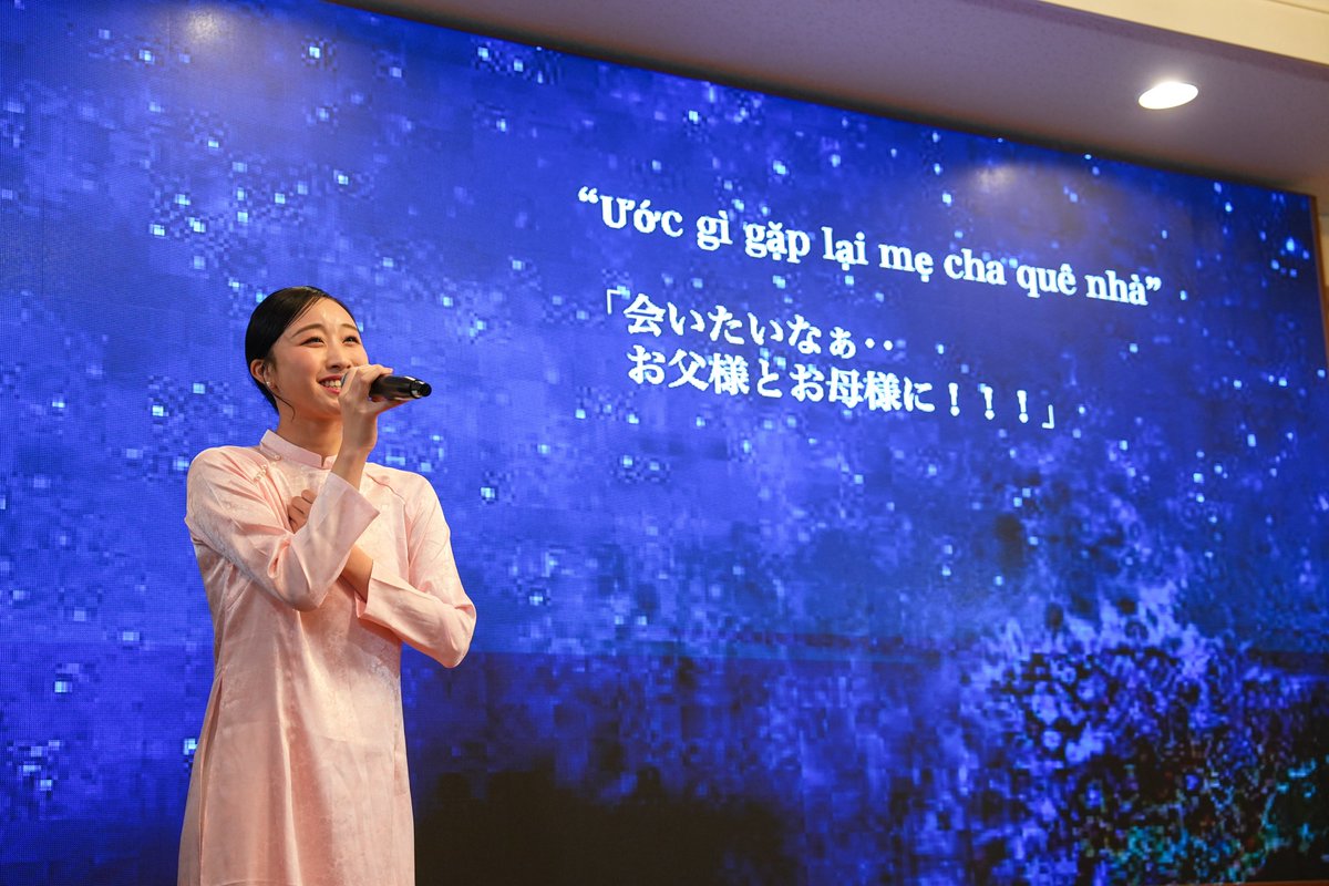 2025年11月5日（水）駐日ベトナム大使館にて製作発表会を開催🛶🇻🇳

女性主人公アニオー姫役の音くり寿がメインテーマ曲を生で初披露し、キャストおよび製作陣の発表に加えて、男性主人公・荒木宗太郎役（Wキャスト）の田代万里生と小野田龍之介からのビデオメッセージを紹介しました。