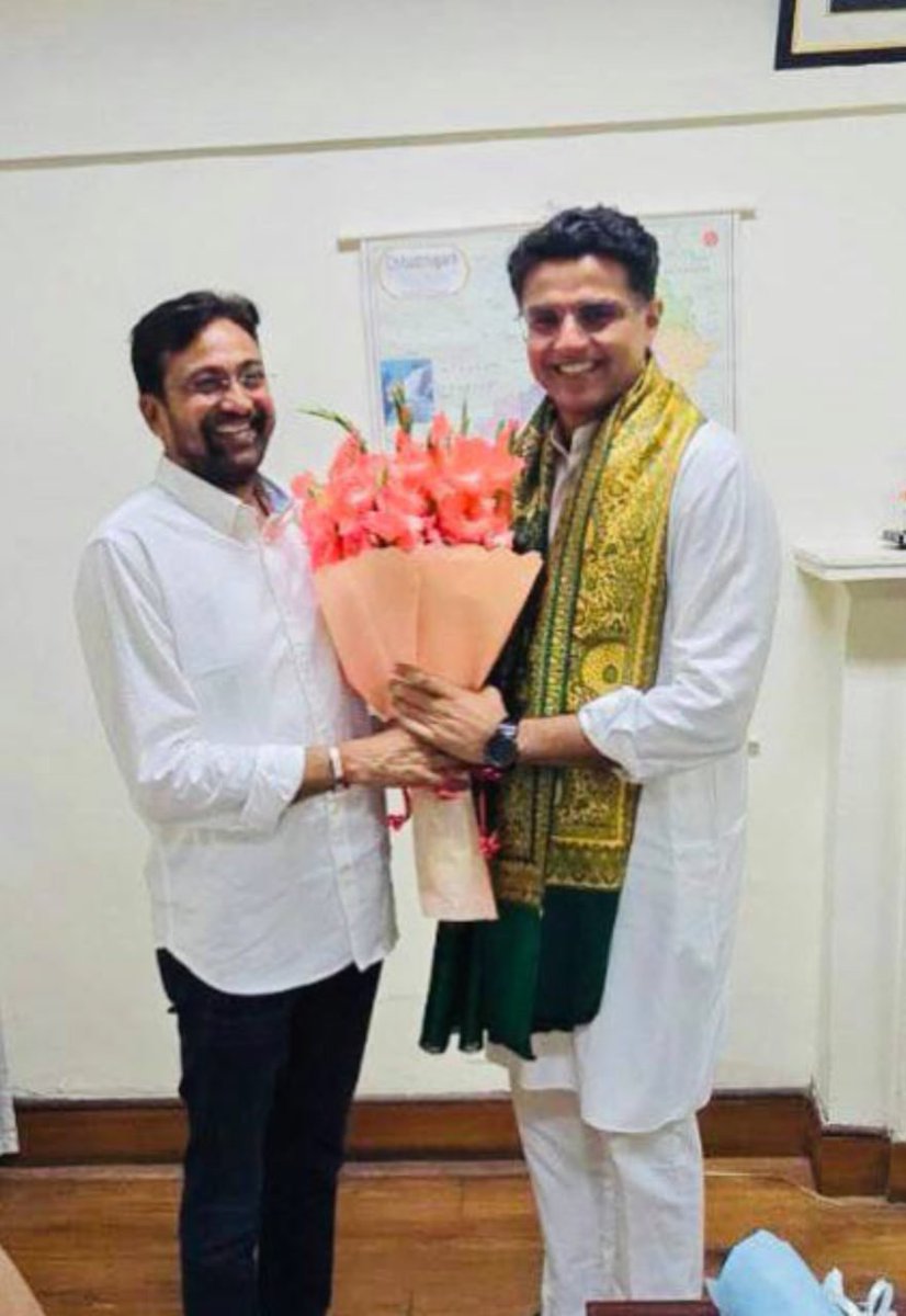 SachinPilot's tweet image. अखिल भारतीय कांग्रेस कमेटी के सह-सचिव एवं छत्तीसगढ़ प्रदेश कांग्रेस के सह-प्रभारी विजय जांगिड़ जी को जन्मदिन की हार्दिक शुभकामनाएं। 

आनेवाला वर्ष आपके लिए सुख, समृद्धि और सफलता लेकर आए।
@VijayJangidINC