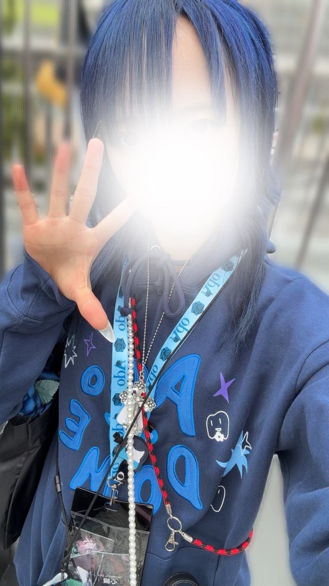 休憩戻りました‼️こんな服装でいます！どこでもAdoつけてます笑
 #Adoよだか  #東京ドーム  #Ado民さんと繋がりたい