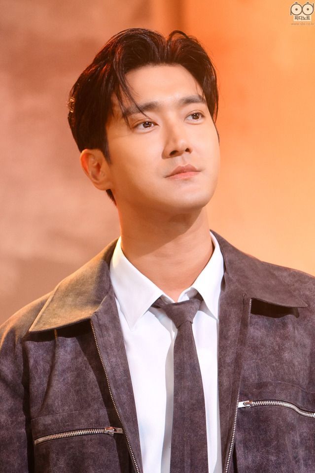 Abi_goree's tweet photo. #LATAMsupportSiwonTiktok 
Mi hermoso Siwon, estamos contigo 💙🇵🇪
#LATAMsupportSiwonTiktok @siwonchoi https://t.co/YQlgmN3Kfl