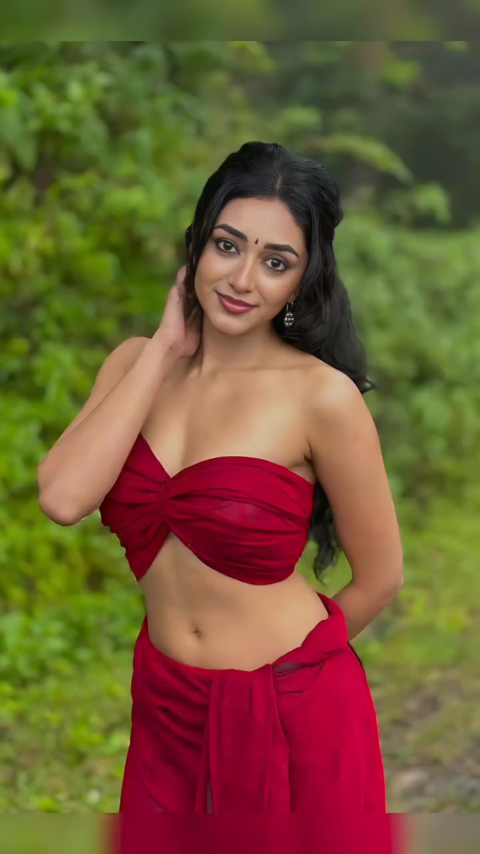 ONLYYHDimages's tweet photo. #PreityMukhundhan https://t.co/s0Wf2TCN4D