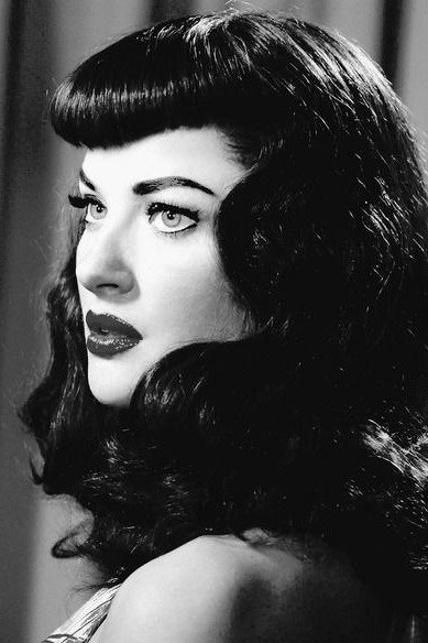 Closest I ever got was looking like Bettie Paige🖤