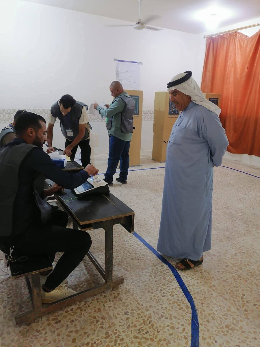 مشاركة شعبية واسعة في محافظة الانبار خلال الساعة الاولى للانتخابات البرلمانية العراقية