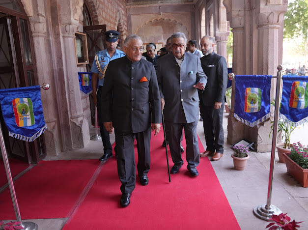 Gen_VKSingh's tweet image. It was a pleasure to attend the Annual Day celebrations of Mayoor Chopasani School, Jodhpur, as Chief Guest. Sharing the dais with HH Gaj Singh Ji added warmth to the occasion. The confidence and talent of the students were deeply inspiring. #MayoorChopasani #Jodhpur