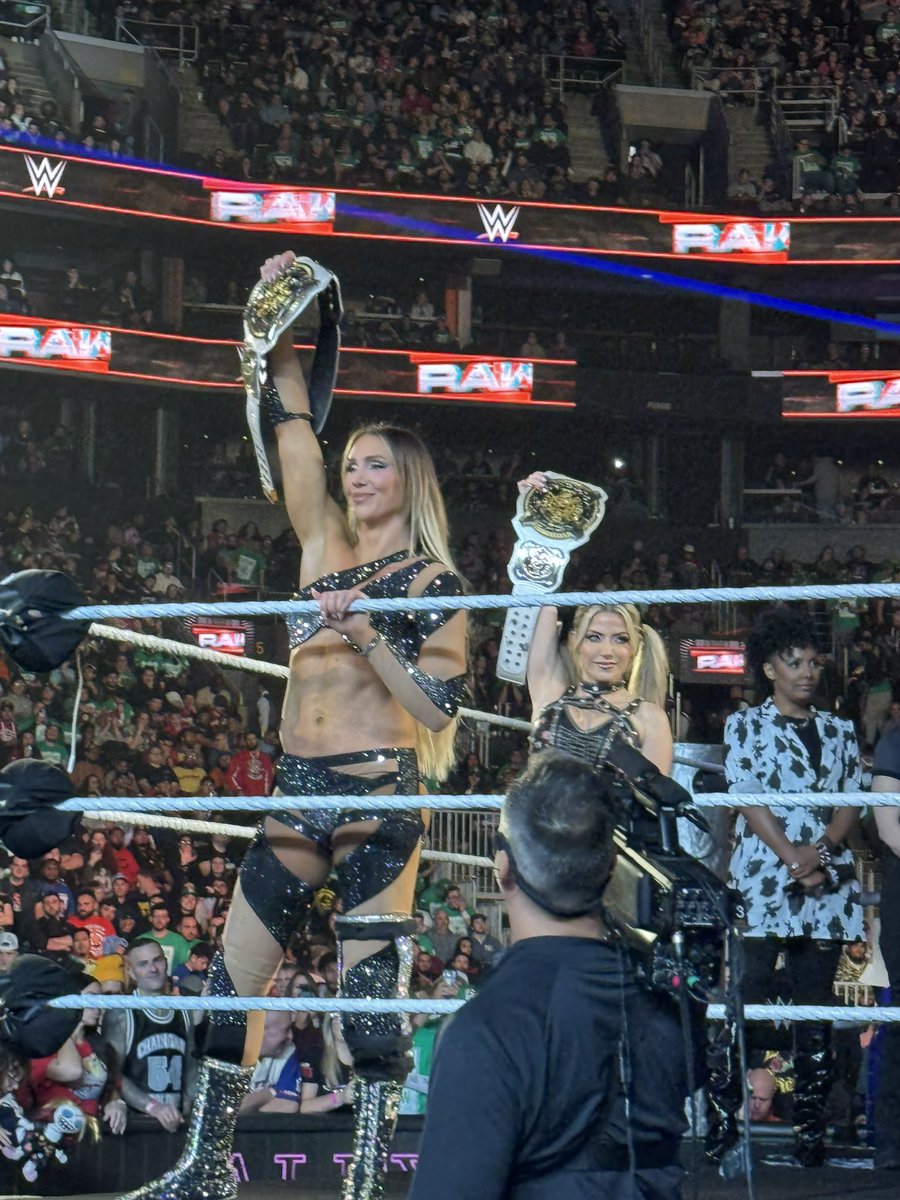 Ms_Feb3_Flair's tweet image. MY BEST TAG FOREVER!!!!!!!!!!!!!!! #AOC 🖤✨