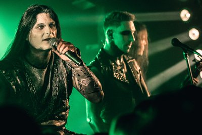 AndyMarek99's tweet photo. Nachtblut - "Das Leben Der Anderen".

https://t.co/gW3Lacuvyj (Officiële videoclip).

Genre: Dark Metal. https://t.co/BJJ2XEEswO