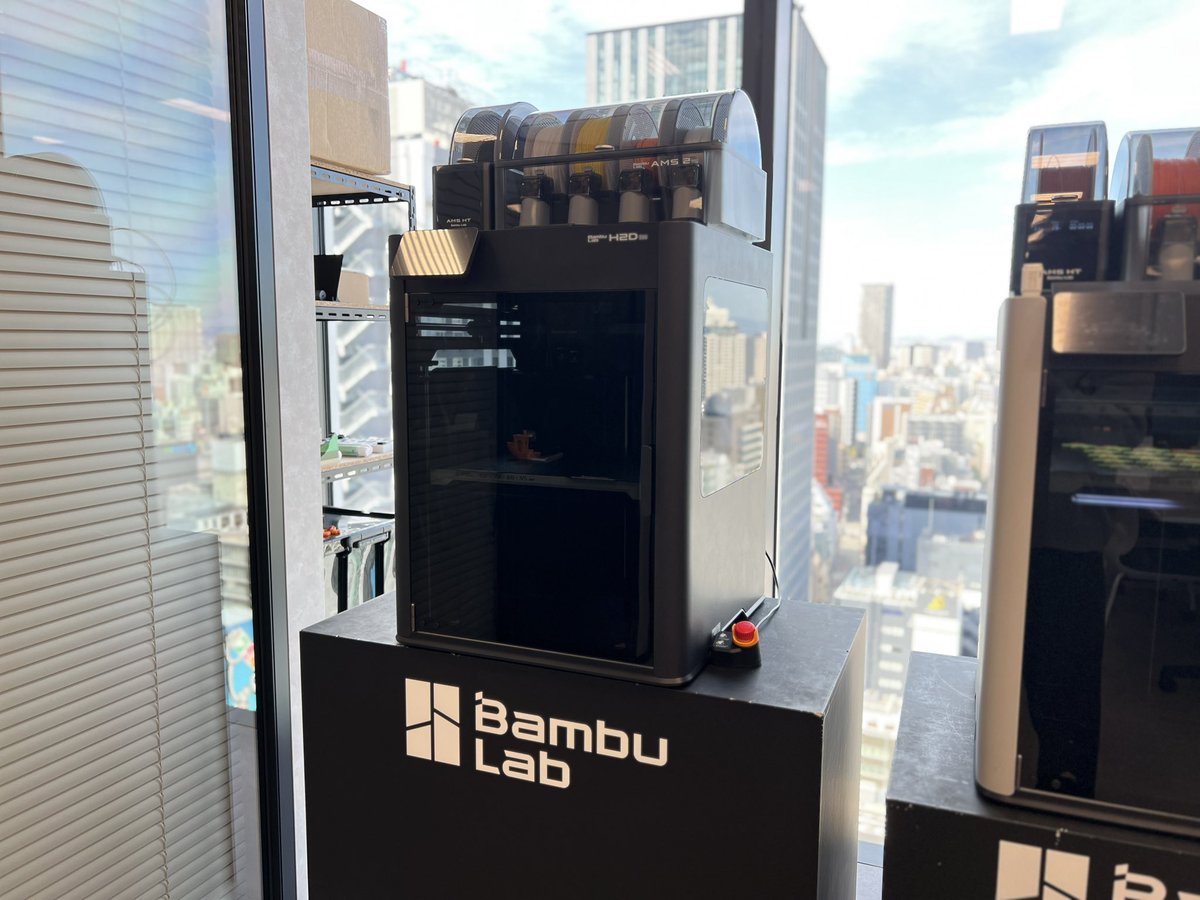 APPLE_TREE_CO's tweet photo. おはようございます!☀️
こちらは昨日開梱したばかりのNEW 3DプリンターBambuLab『H2D Pro』✨
有線LAN、WPA2エンタープライズ接続に対応した企業向け機種です☺️
ご注文はこちらから‼️👇
https://t.co/vtEJSFHMY6
#3Dプリンター #APPLETREE https://t.co/asr0XAaYXr