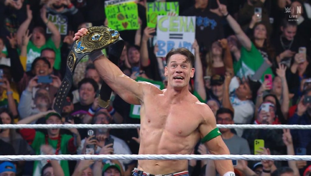 #WWERaw congrats to #JohnCena on becoming the NEW INTERCONTINENTAL CHAMPION &amp; a grand slam champion! 
<a href="/The_Creamnado/">Cream</a> <a href="/TCourtney51397/">Booker Tre 🇺🇲</a>