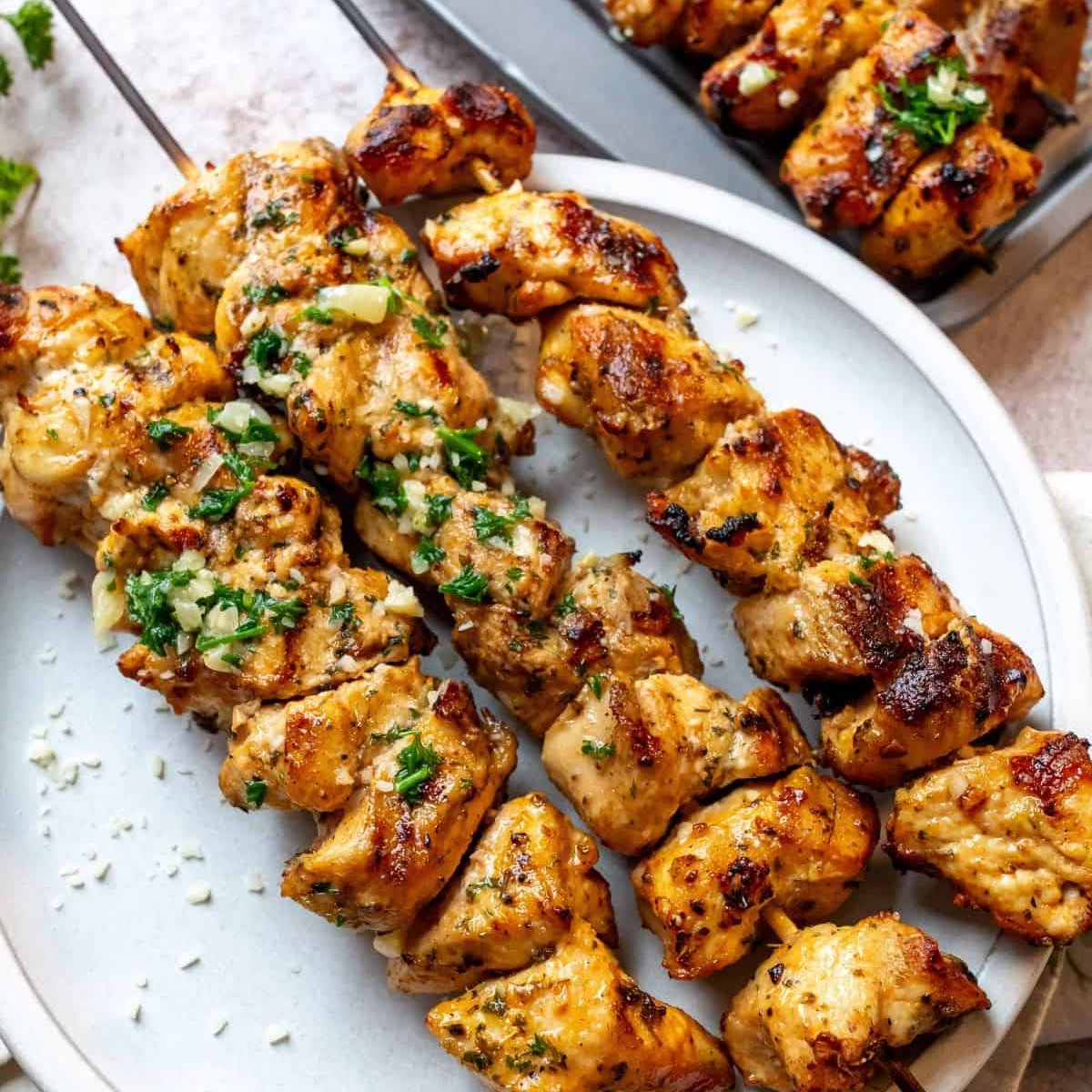 Just 20 Minutes to the Best Garlic Butter Chicken Skewers Ever!
Full Recipe: durl.ca/HQCgh