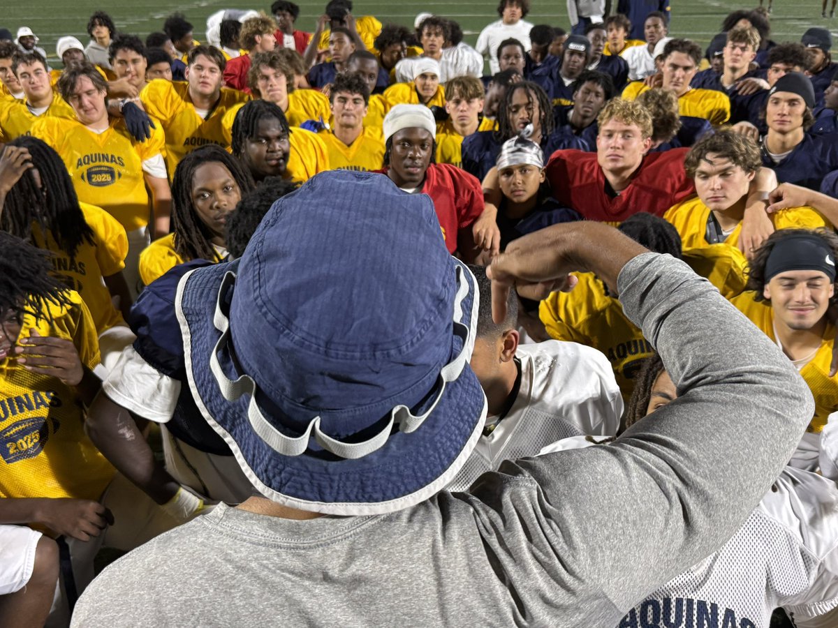 Aquinas Football tweet media