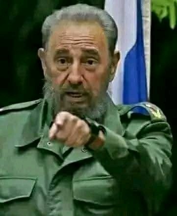 PerdomoFeria's tweet image. #FidelPorSiempre
&quot;Cuba no conoce el miedo; desprecia la mentira; escucha con respeto; cree en sus ideas y defiende inconmovible sus principios 

✍️ Fidel 

#100AñosConFidel
#FidelVive