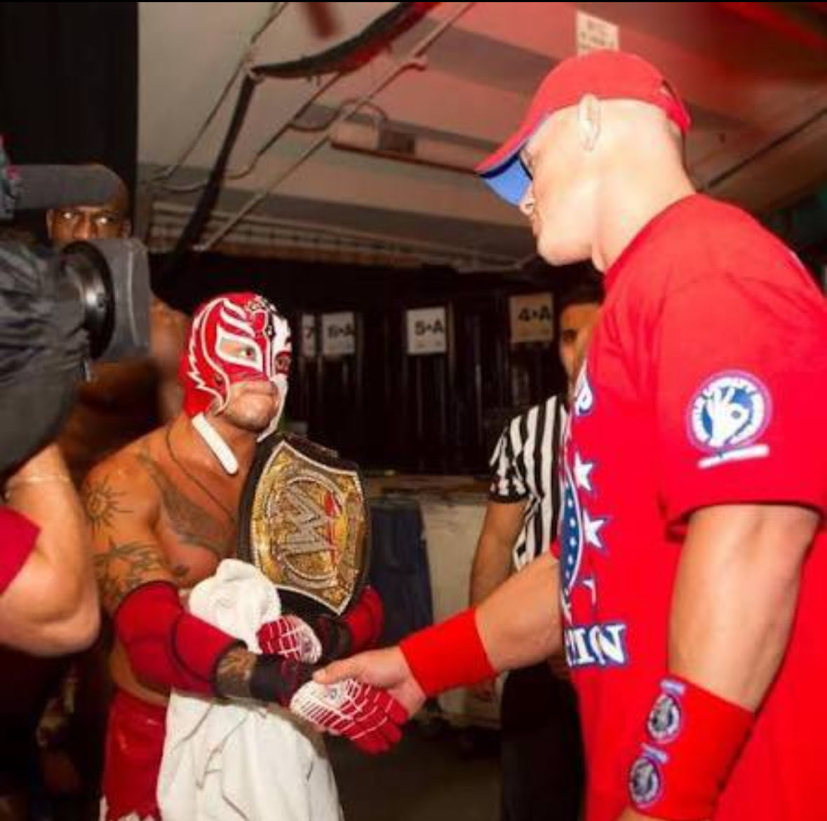 LostWords_Music's tweet photo. Need Rey to get his revenge tonight 😭🙏🏻
#wwe #johncena #reymysterio https://t.co/vhei13aWP1