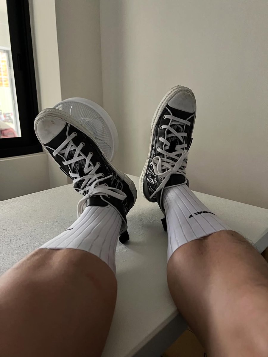 The Flow tweet media