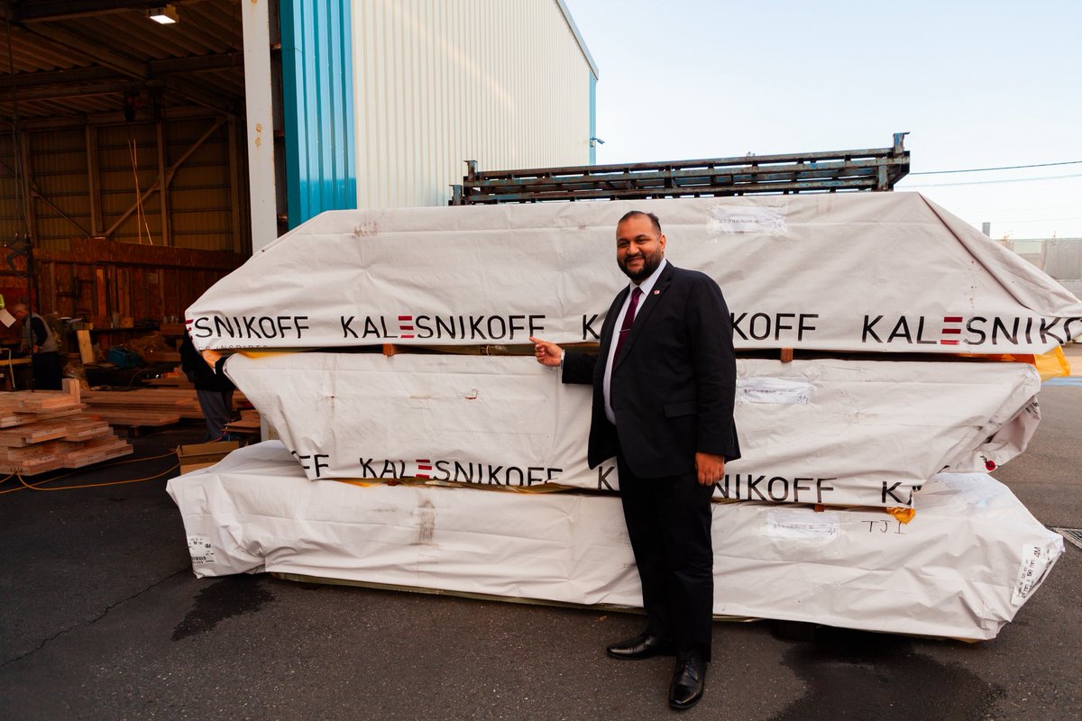 rparmar_BC's tweet photo. Japanese partners like Mitsubishi have relied on #BCwood for decades. You can see that right here, at their wood panel plant.
As companies invest more into the forest economy, BC will be the one to supply their wood product needs.
#bcpoli https://t.co/1KHThYg5kf