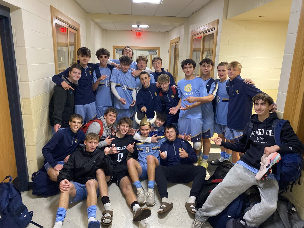 The Vikings win 2-1 (OT) vs Weston to advance to the Elite 8. 
Orson Lizie does the scoring for the Vikings. GK EJ Corliss makes a big stop on a penalty kick with 10 to go. 

Great games from A.Wilson and Myles Boates through the middle.

MOTM: Orson Lizie

Scituate on Thursday!