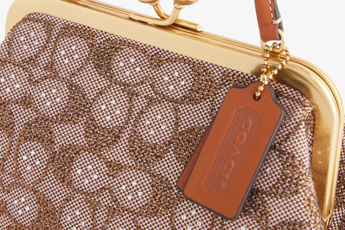 Gen Z Spending Habits Are Changing The Rules Of Luxury... Brands Need To Listen dmarge.com/luxury-lifesty…