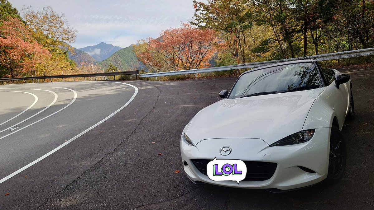 tsuta1Pbr's tweet photo. 紅葉とNDロードスター！👍

マジで晴れてよかった！ https://t.co/sOaWMm70Ty
