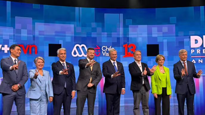 Muchos de los temas que proponen los candidatos presidenciales en #DebateAnatel2025 tendrían que pasar por el Congreso.
La nueva conformación del Parlamento es esencial.
Defender leyes como el aborto en tres causales, evitar recortes en programas sociales y trasgresiones a