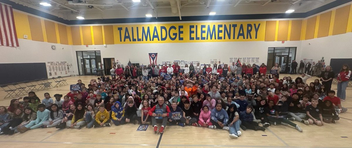 Brooke Gustavel and Ami Crawford tweet media