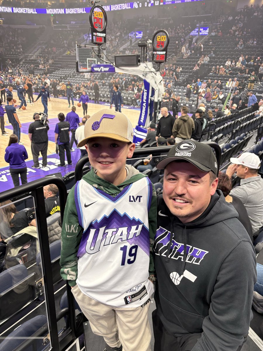 Ace Bailey breakout game. Calling it now! We drove all the way from Canada 🇨🇦 for this! It’s time! #takenote <a href="/RyanQualtrics/">Ryan Smith</a>