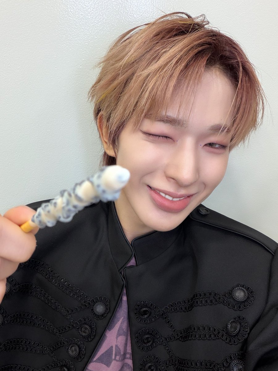 NEXZ_official's tweet photo. 11.11 for NEX2Y♥
🟫🟫🟫🟫🟨🟨

▸ https://t.co/L0c8saDJYs

#NEXZ
#NEX2Y https://t.co/dpJsuSdKb5