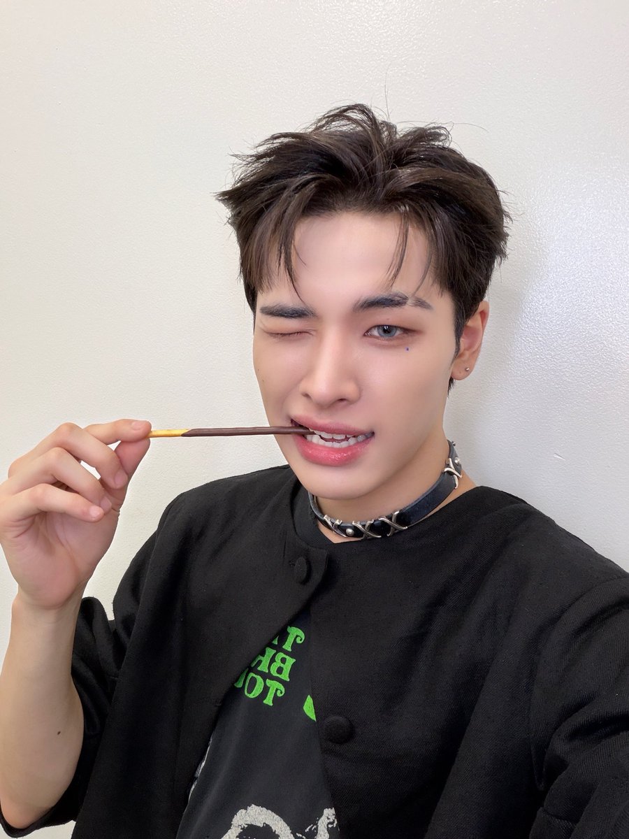 NEXZ_official's tweet photo. 11.11 for NEX2Y♥
🟫🟫🟫🟫🟨🟨

▸ https://t.co/L0c8saDJYs

#NEXZ
#NEX2Y https://t.co/dpJsuSdKb5