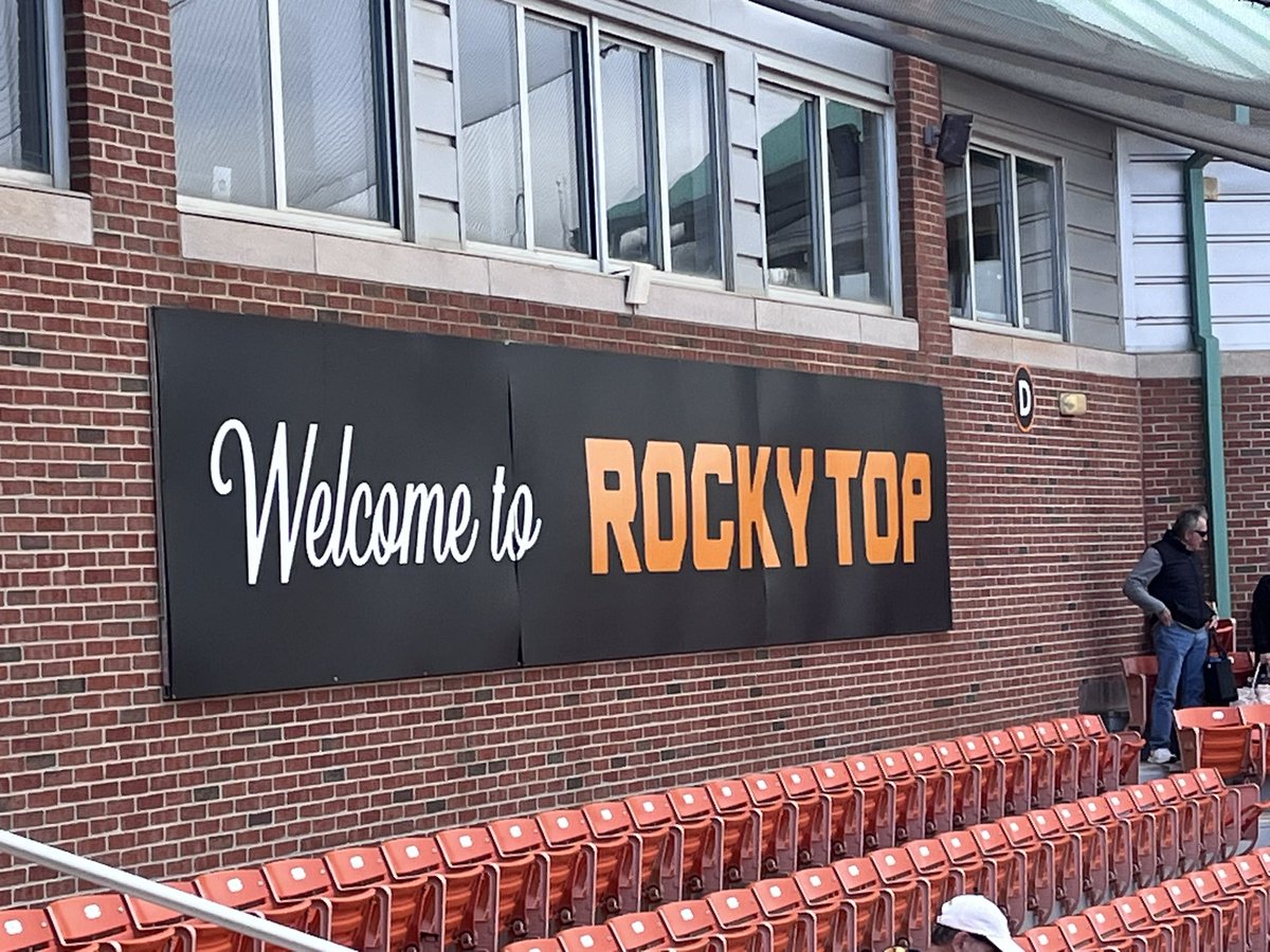 Erica Burnham tweet media