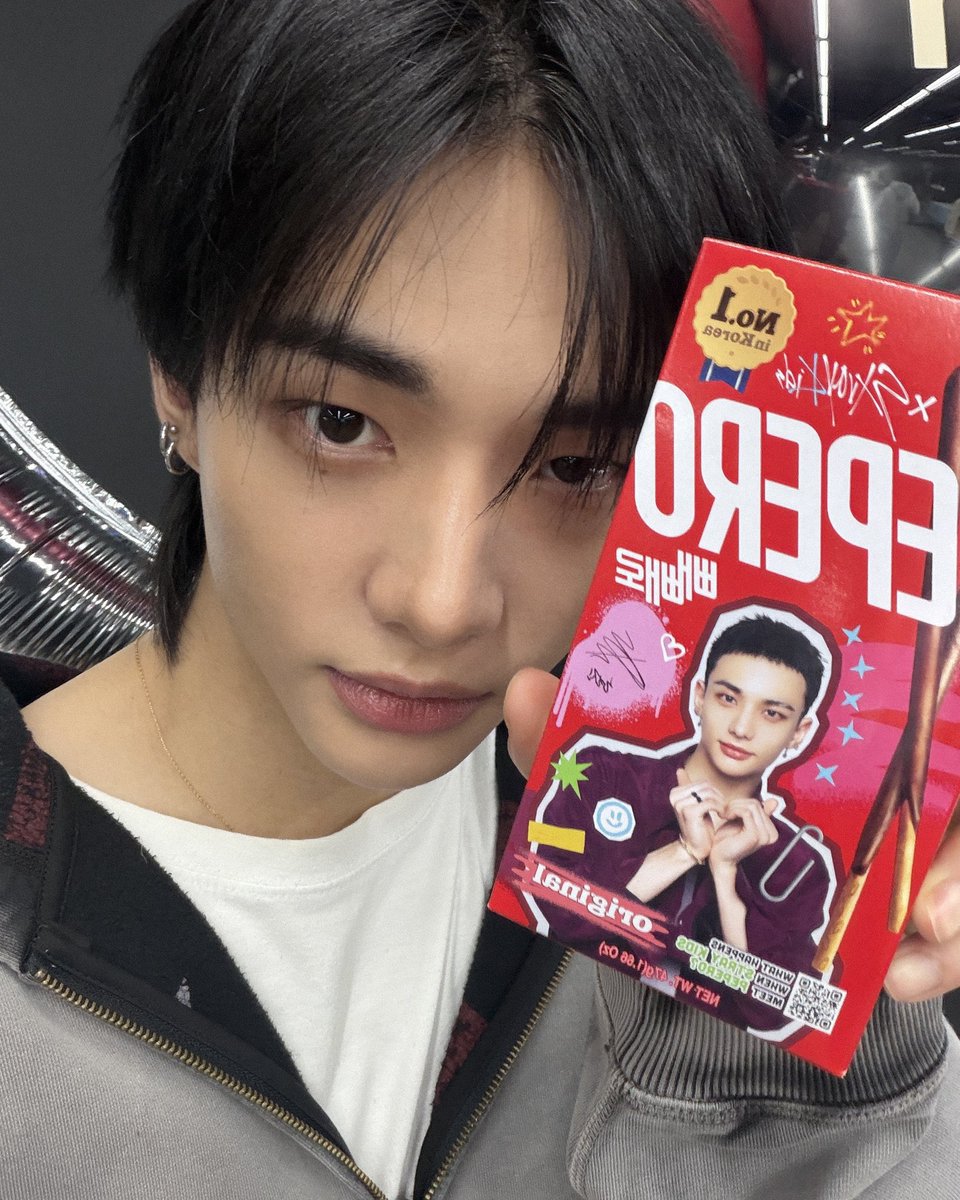 リリ ‎•᷄ࡇ•᷅· (@Hyunjin2305) / Posts / X