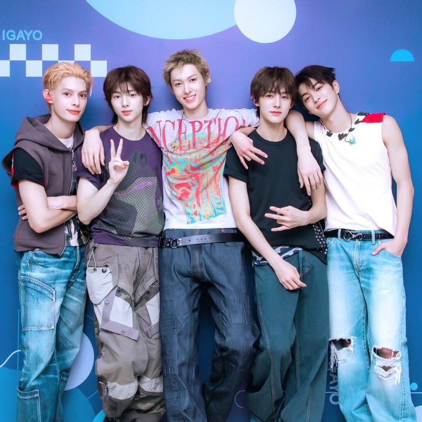 𝐒aja 𝕭ᦅყ𝘀 ✩聲𝄒 𝐅𝕒𝚂𝙷io͞𝙽 tweet media