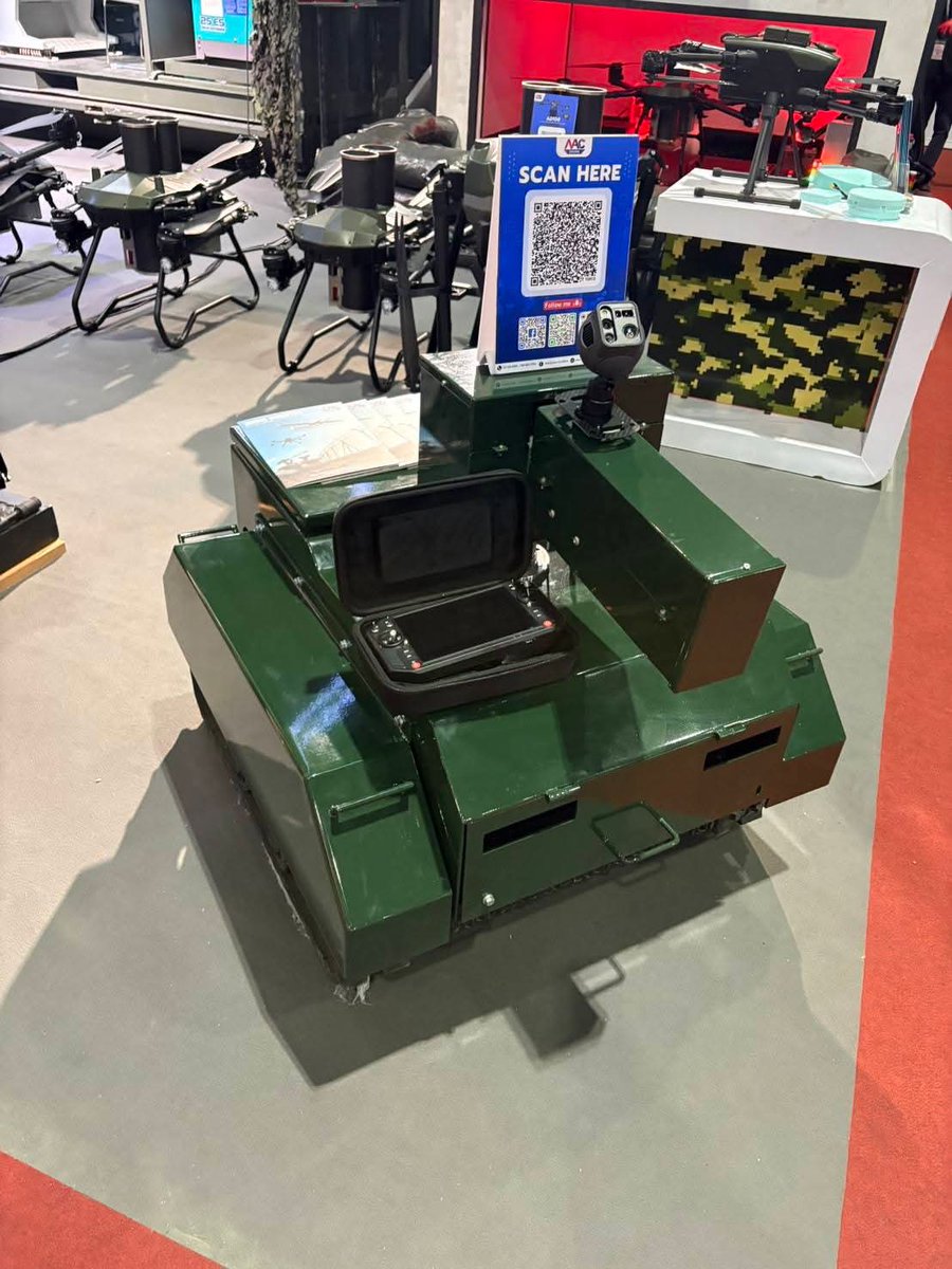 1_DevDiv's tweet image. “นิทรรศการจัดแสดงอาวุธ และเทคโนโลยีทางทหาร Defense &amp;amp; Security 2025”

เมื่อ 10 พ.ย. 68 
พล.ต. กิตติ คงหอม ผบ.พล.พัฒนา 1 ได้มอบหมายให้  (ฝผค.พล.พัฒนา 1) นำกำลังพล เข้าร่วมชมนิทรรศการจัดแสดงอาวุธ และเทคโนโลยีทางทหาร Defense &amp;amp; Security 2025 ณ ศูนย์แสดงสินค้า อิมแพ็ค เมืองทองธานี