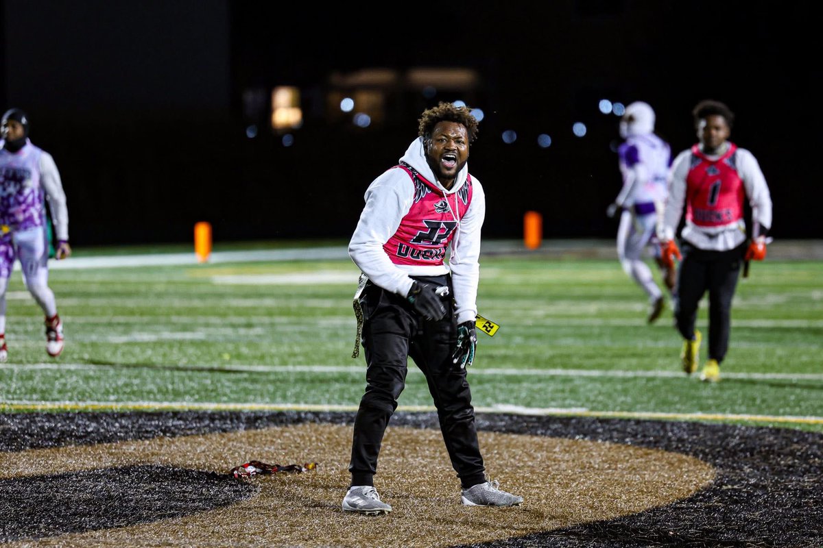 Ima turn up a little more this time🦍🖤