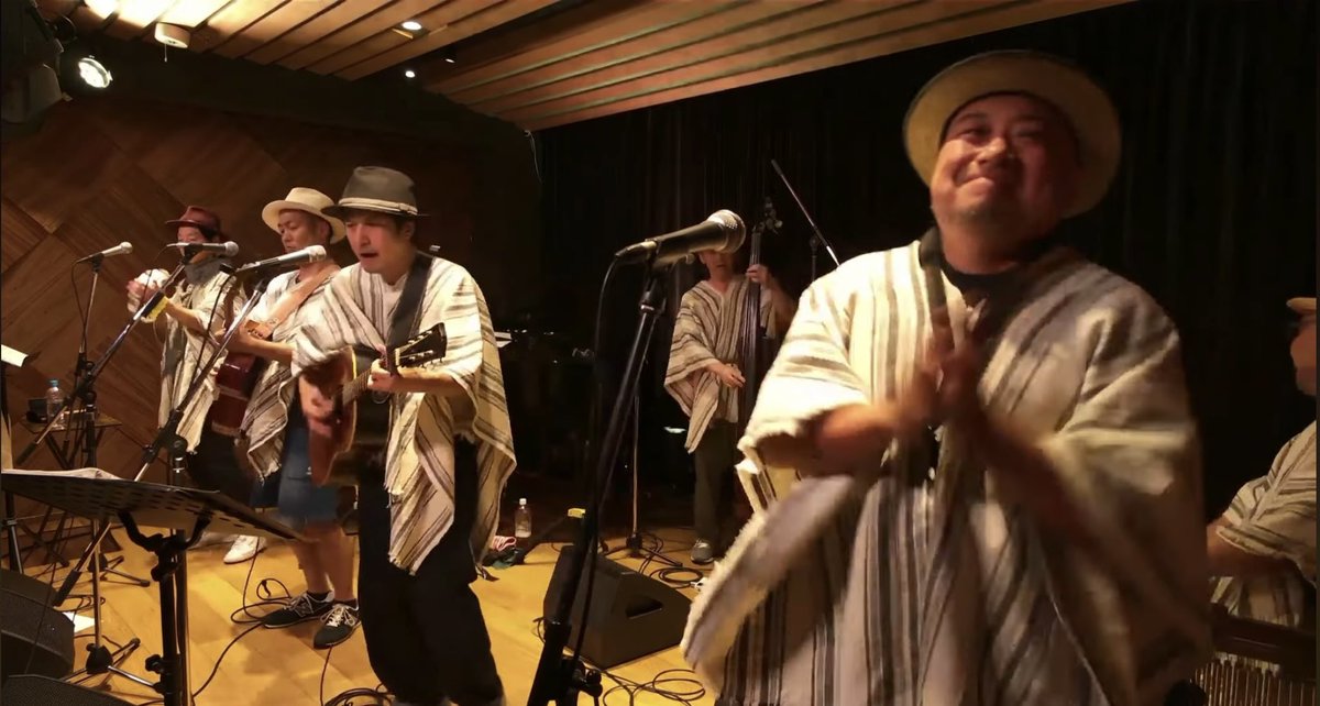 「八人荒野　再び＠神楽坂天窓のライブをどうぞ！」
大久保・村井2人で始まったバンドの歴史とも言えるこの曲を最終形態8人でお届け。
〜 二人荒野 〜
youtu.be/MwqVij_BXAw

#coronasessions #神楽坂天窓 #大久保海太 #村井栄介 #野村太郎 #斉藤広哉 #西澤寿実 #丸山真弘 #右田泰孝 #前田仁