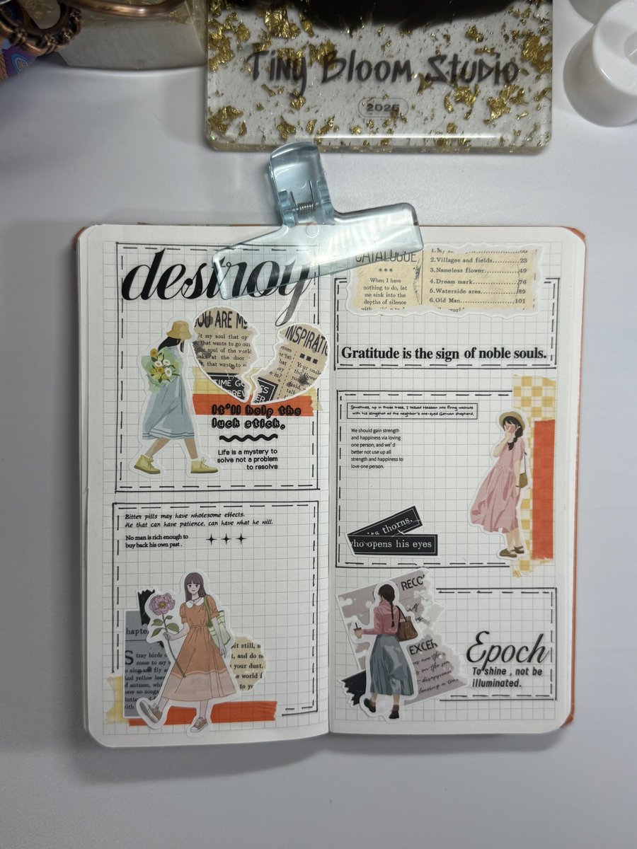 passionejournal's tweet image. ✨ I love leaving a space on my journal for my personal thoughts. It’s where I pour out my heart, reflect on my journey, and remind myself how far I’ve come. These quiet moments are truly my happy time. 🧡📔

#MyJournal #PersonalReflections #HappyTime #CreativeJourney