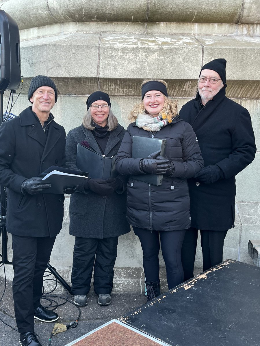 RogerForDuluth's tweet image. Solemn honor to participate at Split Rock Lighthouse to commemorate the 50th Anniversary of the wreck of the Edmund Fitzgerald. 

Family of some Fitz sailors were in attendance and rang the bell for their lost loved ones.

&quot;Oh God, the sea is so great and my boat is so small.&quot;