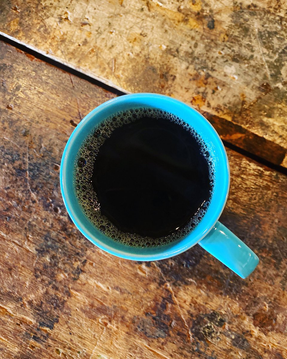 CHPCOFFEE1's tweet photo. 当店で扱うコーヒー豆はすべて自家焙煎しております。
ドリンクはもちろん、コーヒー豆の販売もしておりますので、ぜひご利用ください。
皆様のご来店お待ちしております。
#chpcoffee #シーエイチピーコーヒー #美味しいコーヒー飲んでますか #美味しいコーヒー https://t.co/tcWauARuac