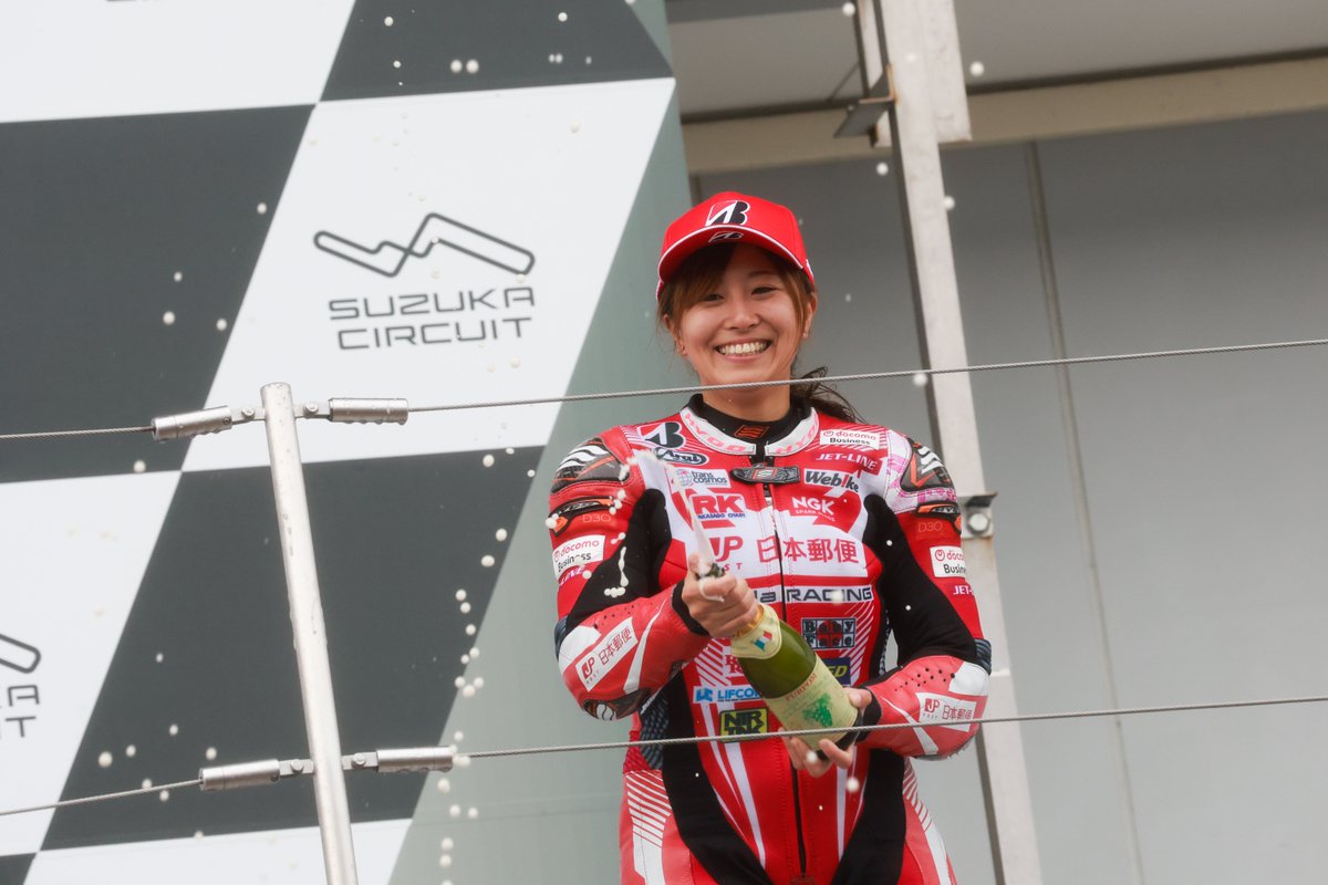 岡崎さま 岡崎 静夏｜2025 ライダー紹介｜JRR 全日本ロードレース オフィシャル