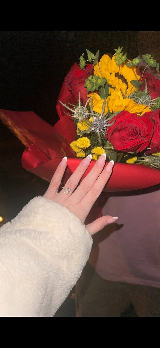 Alex Rosen tweet media