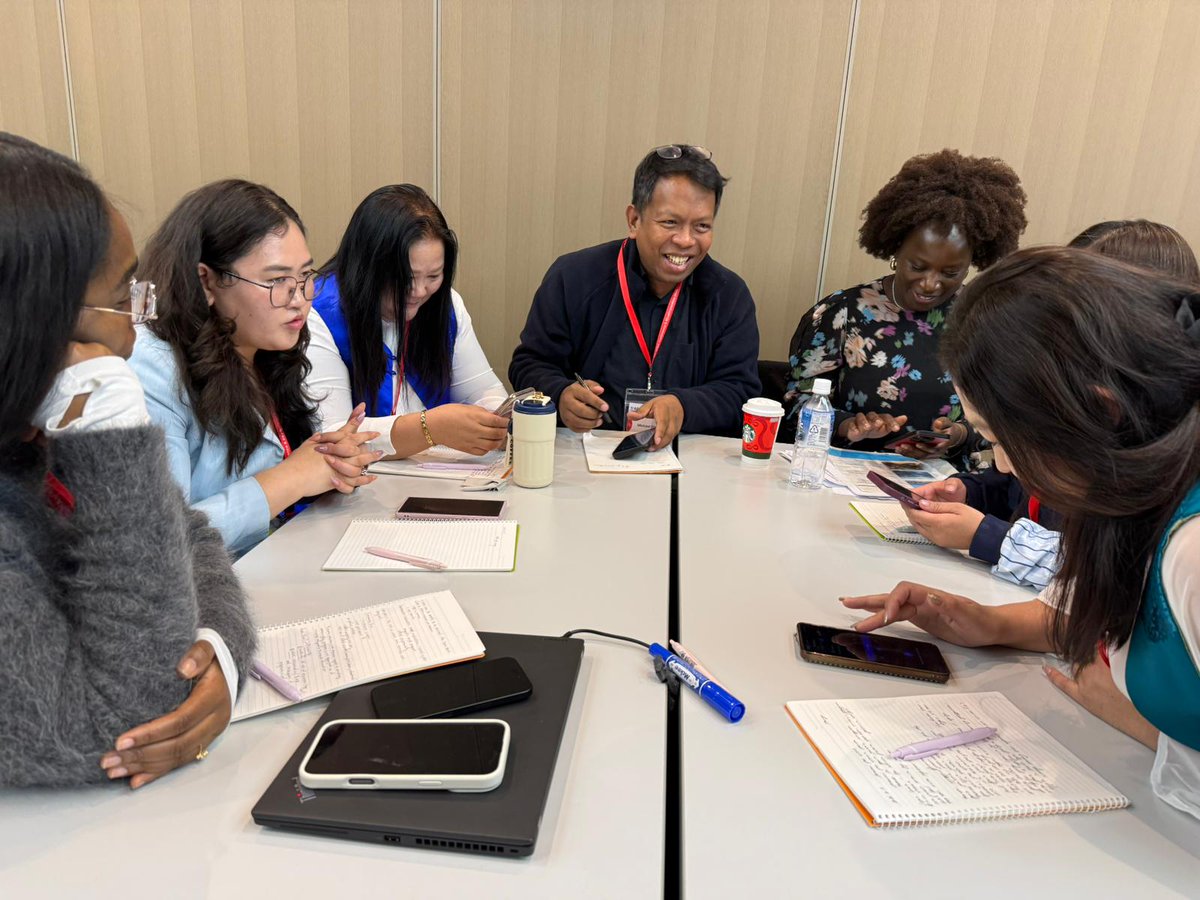 APEAeval's tweet image. Hands-on learning in Workshop 1! #VfMws ✋📌

Participants are working in groups to design and analyze economic evaluation approaches, exploring cost-effectiveness and real-world decision-making.

#APEAConf2025 #ValueForMoney