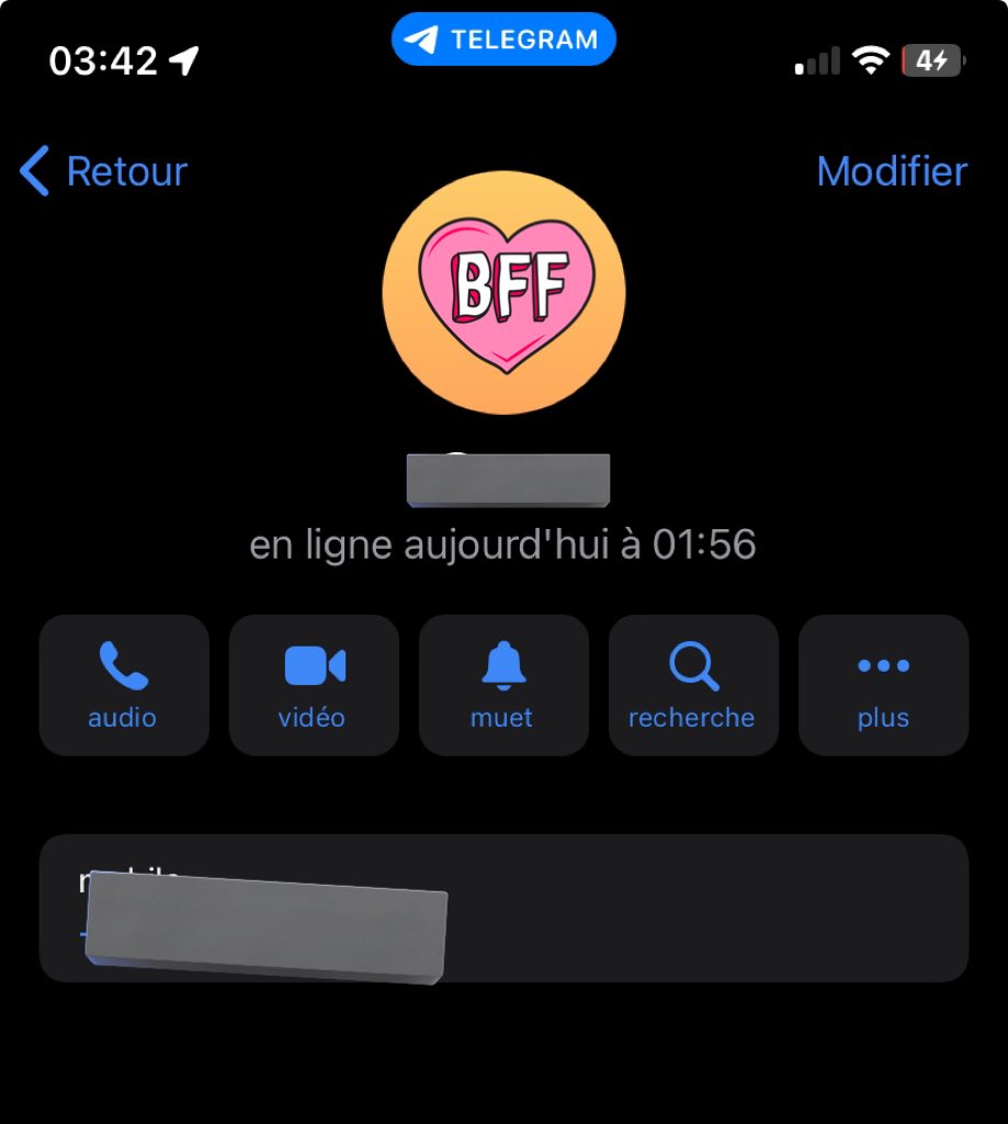 whrn_ia's tweet image. Qu’est-ce qu’un homme fait en ligne à 1h56 sur télégramme svp?