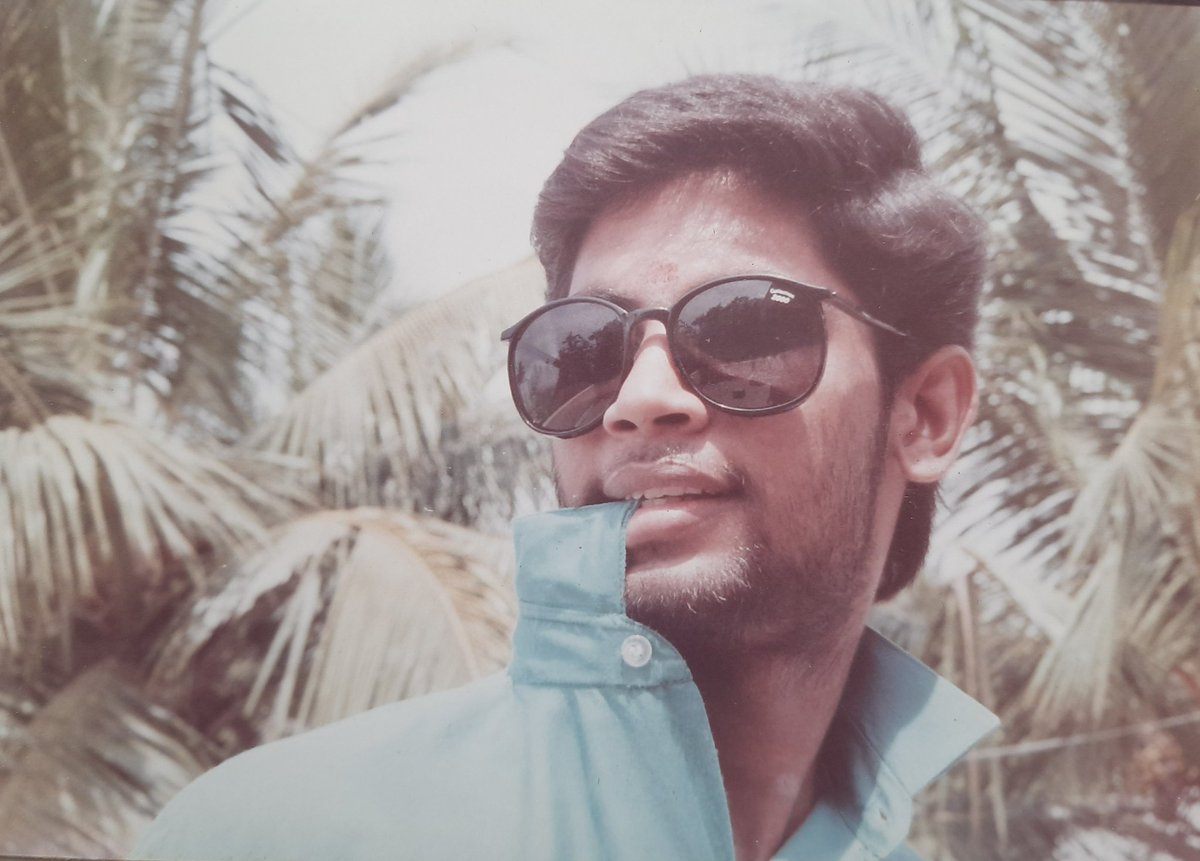 acmugil's tweet image. &quot;Time (machine)&quot;கிடைத்தது🕛🪩🌀ஓ..செ.. பா..ன்.
&quot;கேமராகவிஞர்&quot;
பாலுமகேந்திராவின் உதவியாளர் கே நித்யா அண்ணன் அன்புக்காக எடுத்த மற்றும் ஒரு புகைப்படம்..💟
அழகான நாட்கள்4️⃣0️⃣📌