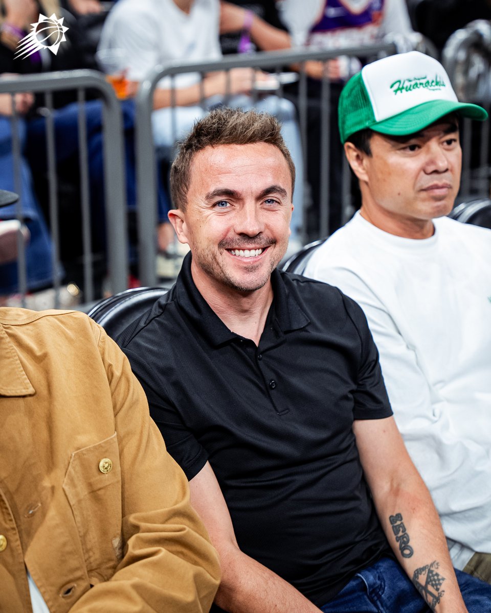 Suns's tweet photo. .@frankiemuniz in the house! 👋 https://t.co/VPkujTnoL1