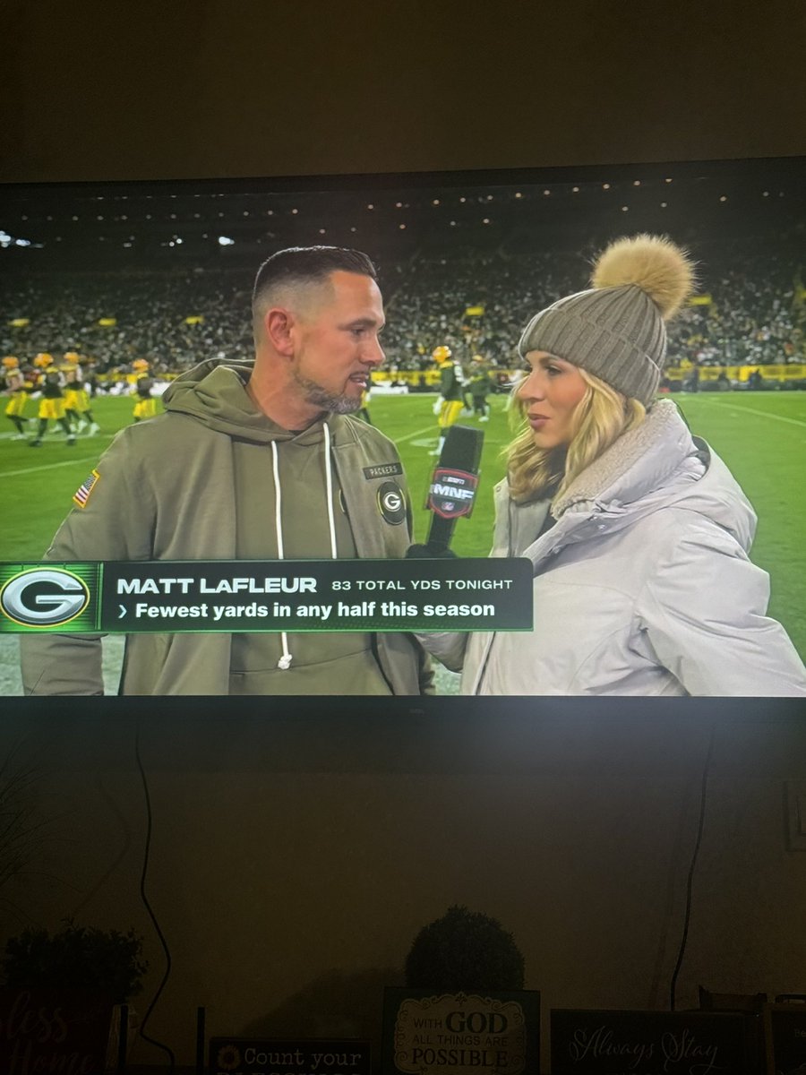 KingcrownPNut1's tweet photo. He’s The only problem I see but let’s let him enjoy his last season with the packers #gopacgo #packers #greenbay https://t.co/EYuRKiUOWm