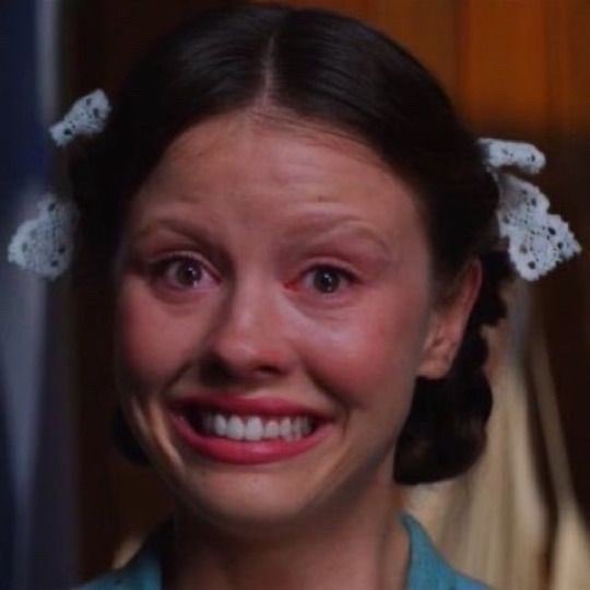 Caplevi1540's tweet image. Matamala: "Bajo su gestión en el Ministerio del Trabajo aumentó el desempleo y la inflación aumentó en parte por los retiros que ud apoyó". 

Jara:  #DebateAnatel2025